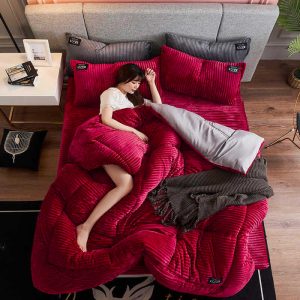 Fleece-Blanket-with-pillow-cases-maroon2-1